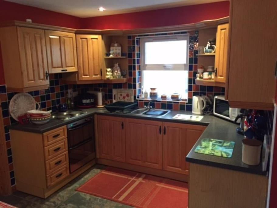 Primrose Cottage, Bushmills - Cosy Self Catering Property Ngoại thất bức ảnh