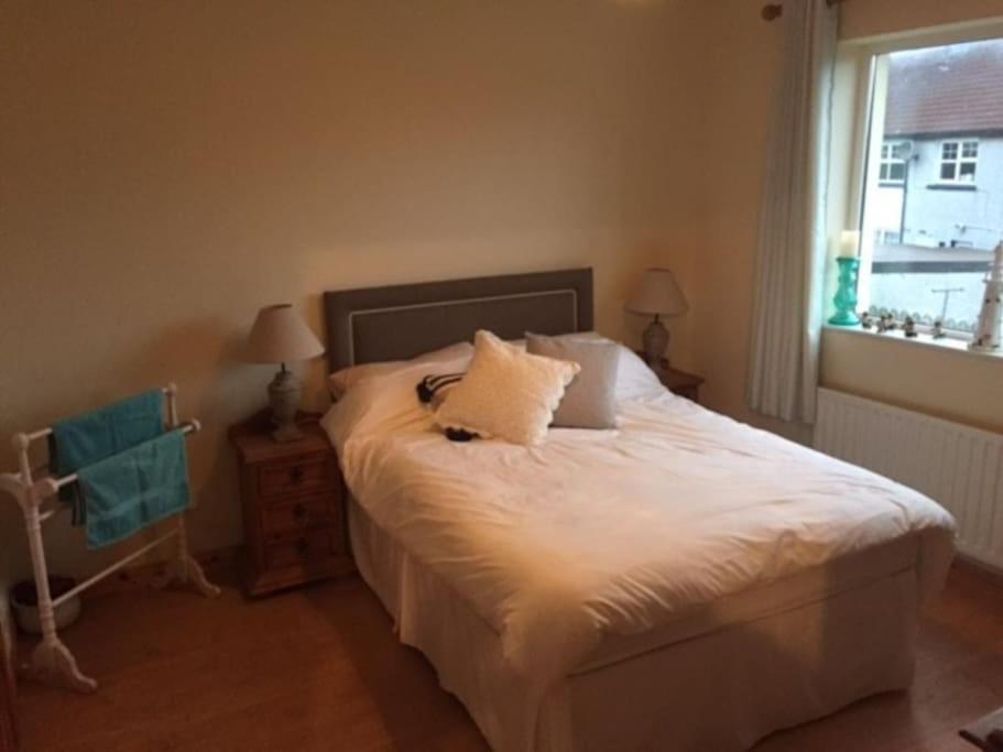 Primrose Cottage, Bushmills - Cosy Self Catering Property Ngoại thất bức ảnh